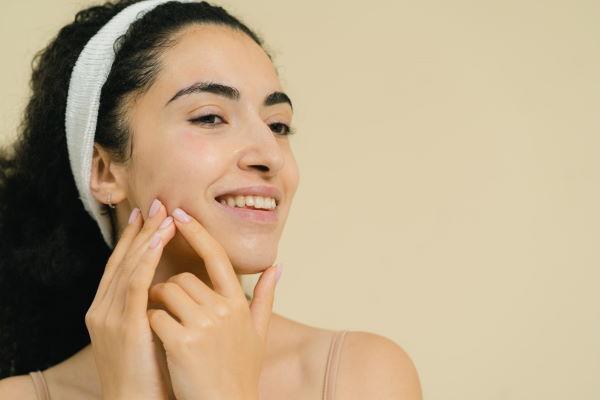 Adult Acne Solutions (Exposed Goes Beyond Teen Fixes)