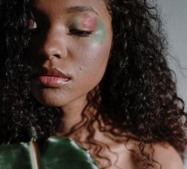 What to Do When Acne is Ruining Your Confidence