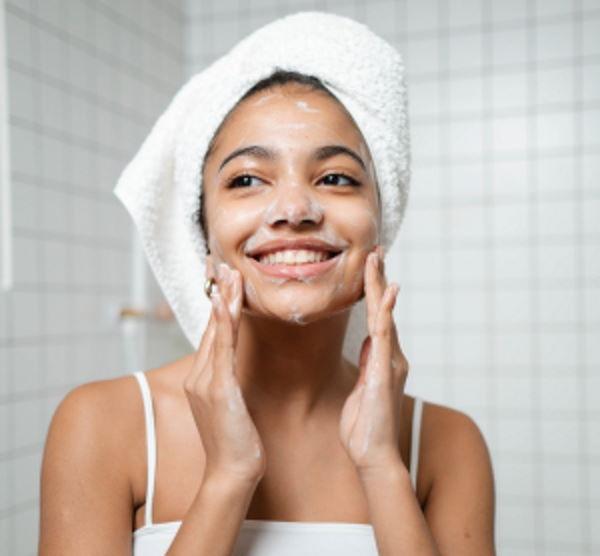Acne Around the Mouth: Triggers You Might be Missing