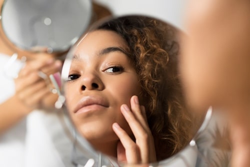 Dehydrated Skin and Acne (Everything You Need to Know)