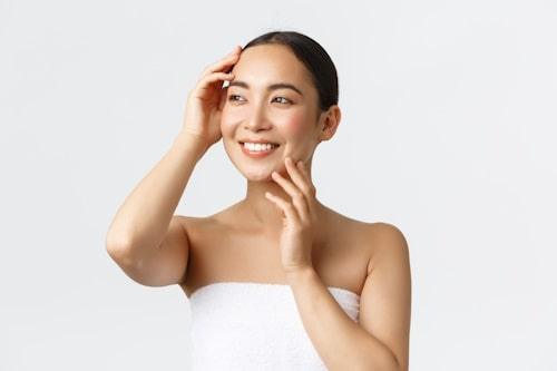 7 Must-Know Tips and Tricks for Treating Acne Spots