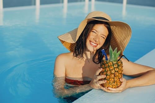 Does Drinking Pineapple Juice Help With Acne (HINT: It Depends)