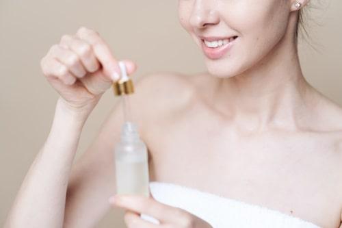 Does Azelaic Acid Help With Acne? (Only Used With Exposed)