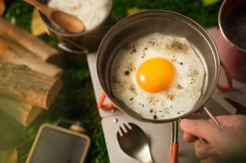 Do Eggs Cause Acne? (Exposed Keeps Skin Clear Anyway)