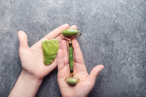 Does Gua Sha Help With Acne? (Everything You Need to Know)