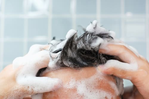 Can Shampoo Cause Acne? (Everything You Need to Know)
