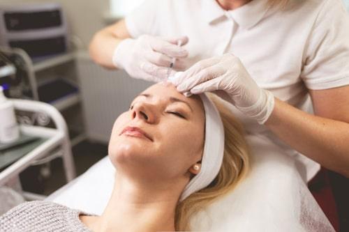 Does Botox Help Acne? (Reasons Why It’s a Bad Idea)